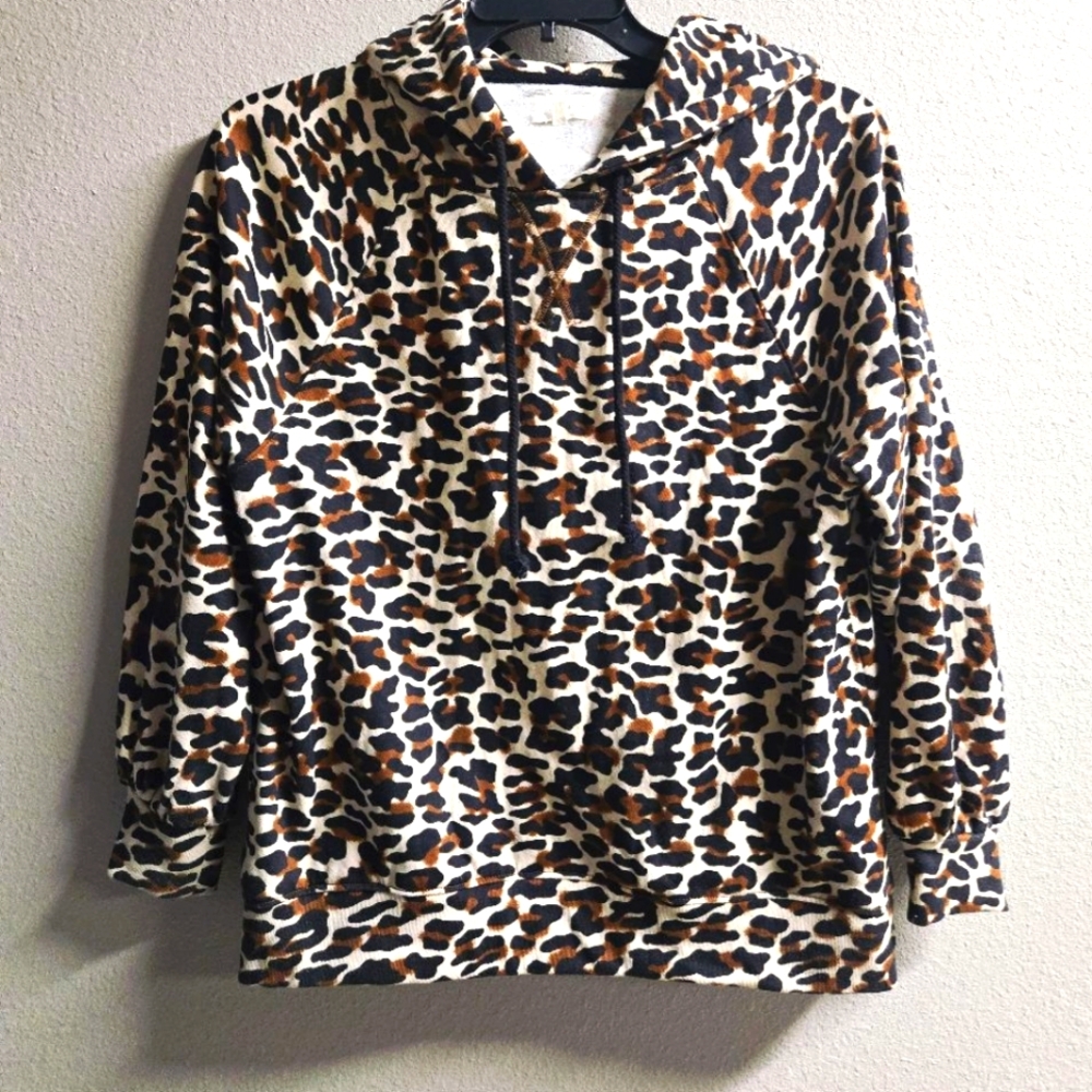Lou & Grey Leopard Print Hoodie